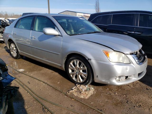 4T1BK36B48U313064 - 2008 TOYOTA AVALON XL SILVER photo 4