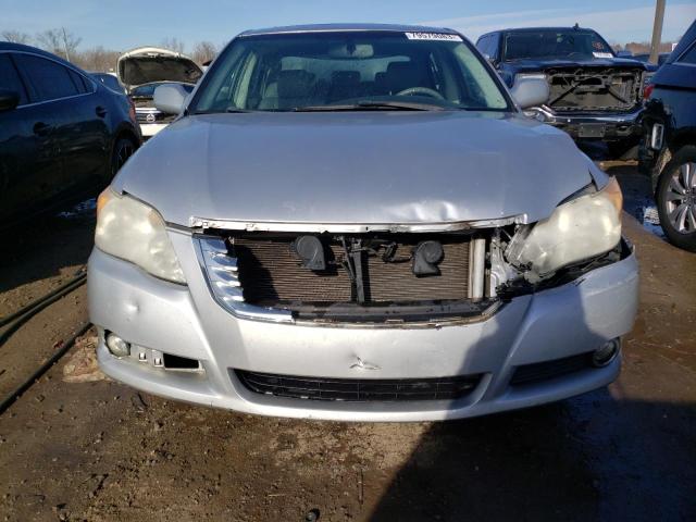 4T1BK36B48U313064 - 2008 TOYOTA AVALON XL SILVER photo 5