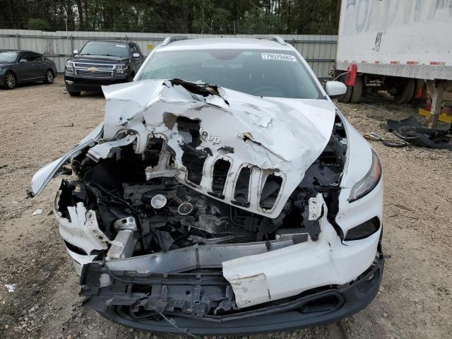 1C4PJMCB8GW114612 - 2016 JEEP CHEROKEE LATITUDE WHITE photo 5