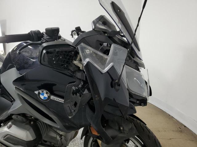 WB10A1301HZ431711 - 2017 BMW R1200 RT BLACK photo 12