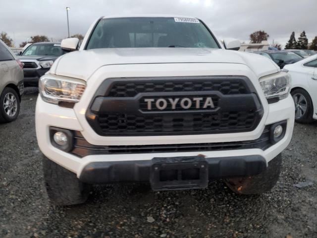 3TMCZ5ANXHM045935 - 2017 TOYOTA TACOMA DOUBLE CAB WHITE photo 5