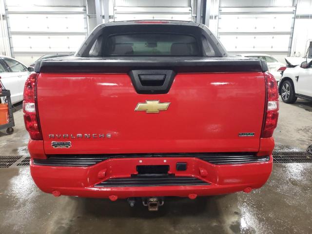 3GNTKEE32BG353045 - 2011 CHEVROLET AVALANCHE LS RED photo 6