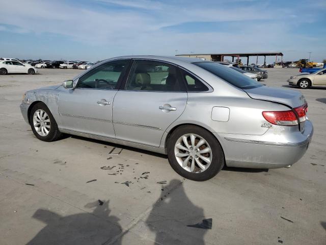 KMHFC46F98A306099 - 2008 HYUNDAI AZERA SE SILVER photo 2