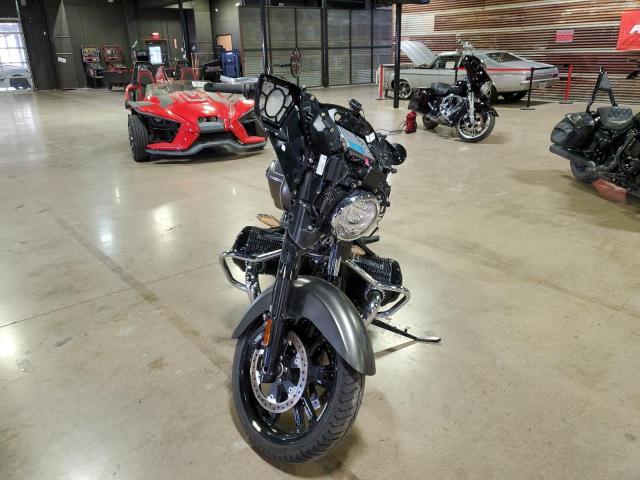 WB10L3300P6G63841 - 2023 BMW R18 B GRAY photo 2