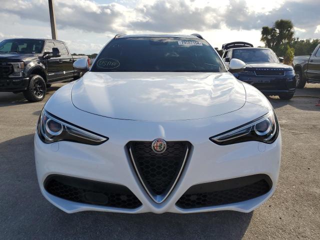 ZASPAKBN7P7D55322 - 2023 ALFA ROMEO STELVIO TI WHITE photo 5