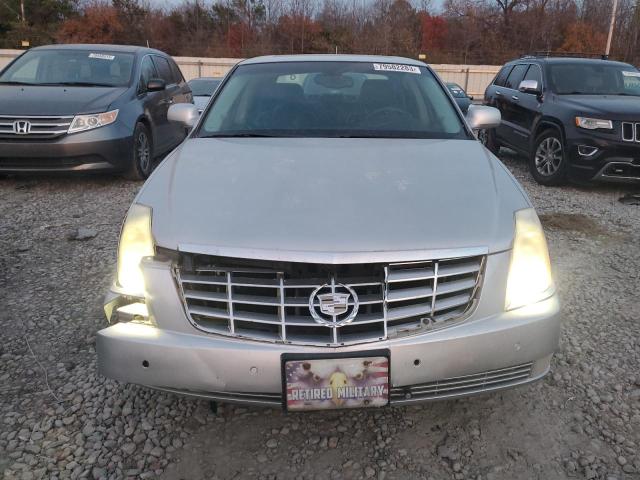 1G6KD57YX9U131564 - 2009 CADILLAC DTS SILVER photo 5