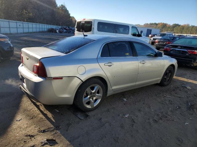 1G1ZC5EB7AF185130 - 2010 CHEVROLET MALIBU 1LT SILVER photo 3