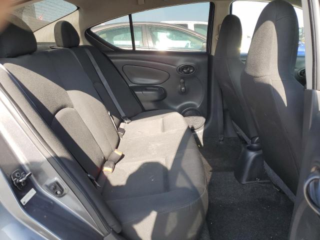 3N1CN7AP2GL874434 - 2016 NISSAN VERSA S GRAY photo 10