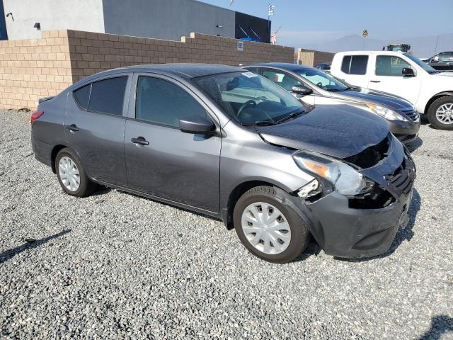 3N1CN7AP2GL874434 - 2016 NISSAN VERSA S GRAY photo 4