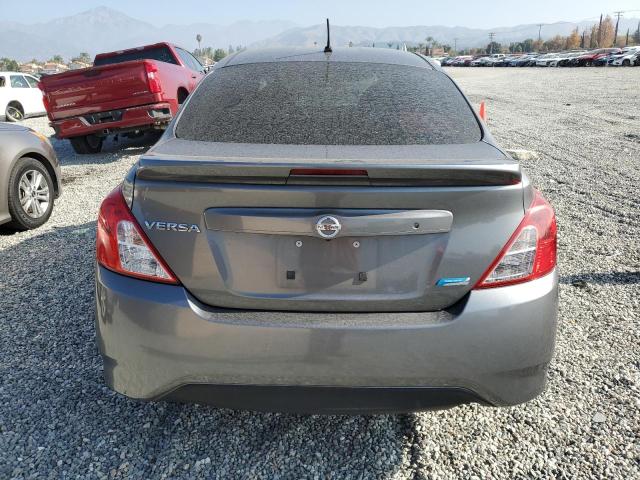 3N1CN7AP2GL874434 - 2016 NISSAN VERSA S GRAY photo 6