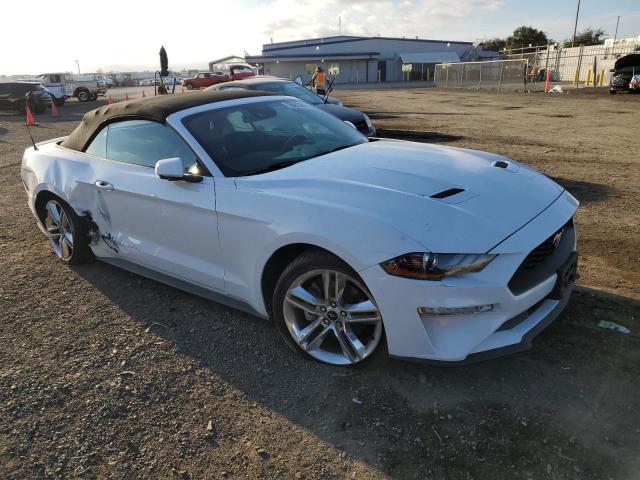1FATP8UH8M5143414 - 2021 FORD MUSTANG WHITE photo 4