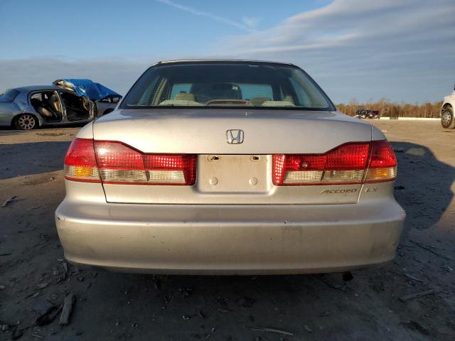 1HGCG56452A164892 - 2002 HONDA ACCORD LX SILVER photo 6