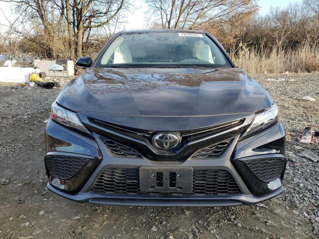 4T1S11AK0PU174029 - 2023 TOYOTA CAMRY SE NIGHT SHADE BLACK photo 5