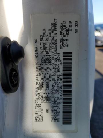 5TDBA22C04S010149 - 2004 TOYOTA SIENNA XLE WHITE photo 13