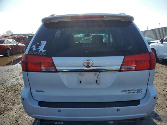 5TDBA22C04S010149 - 2004 TOYOTA SIENNA XLE WHITE photo 6