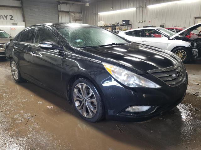 5NPEC4AB8DH575816 - 2013 HYUNDAI SONATA SE BLACK photo 4