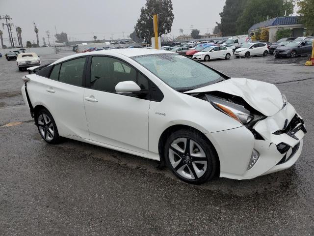 JTDKARFU8H3054290 - 2017 TOYOTA PRIUS WHITE photo 4