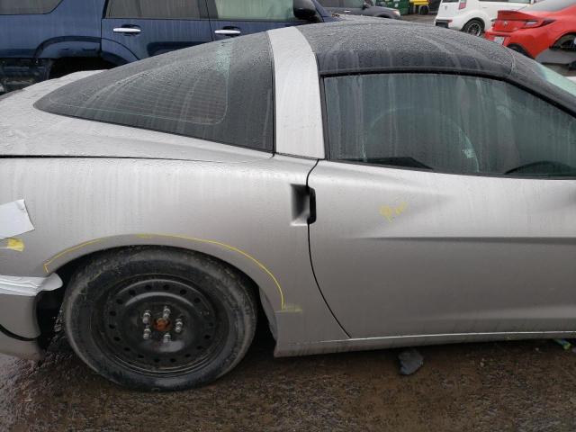 1G1YY24U055110232 - 2005 CHEVROLET CORVETTE SILVER photo 10