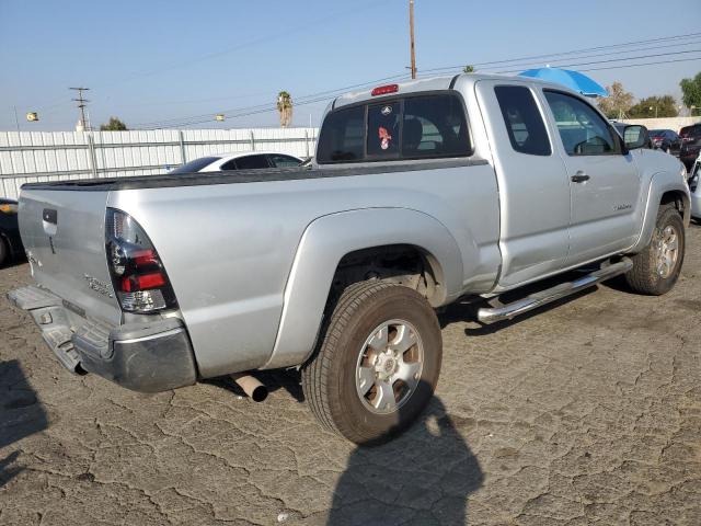 5TETU62N46Z181190 - 2006 TOYOTA TACOMA PRERUNNER ACCESS CAB GRAY photo 3