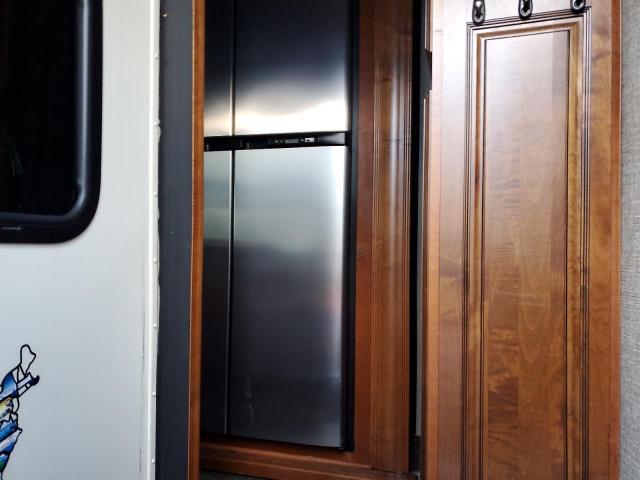 5SFBG3520HE328224 - 2017 BIG DOG ALL MODELS 棕色 照片 6