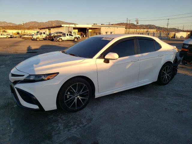 4T1G11AK2PU101265 - 2023 TOYOTA CAMRY SE NIGHT SHADE WHITE photo 1