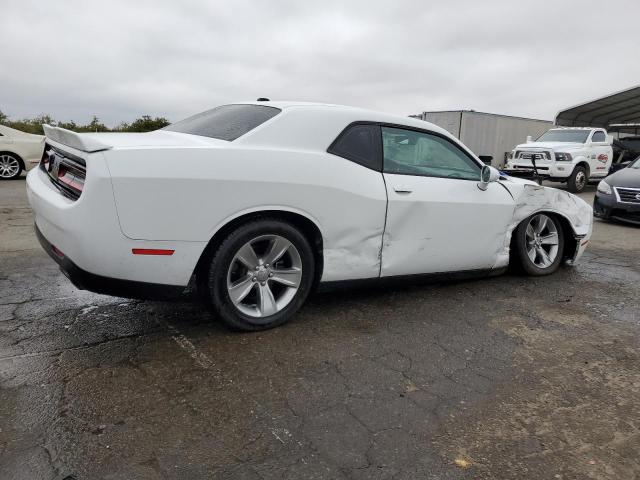 2C3CDZAG1KH687770 - 2019 DODGE CHALLENGER SXT WHITE photo 3