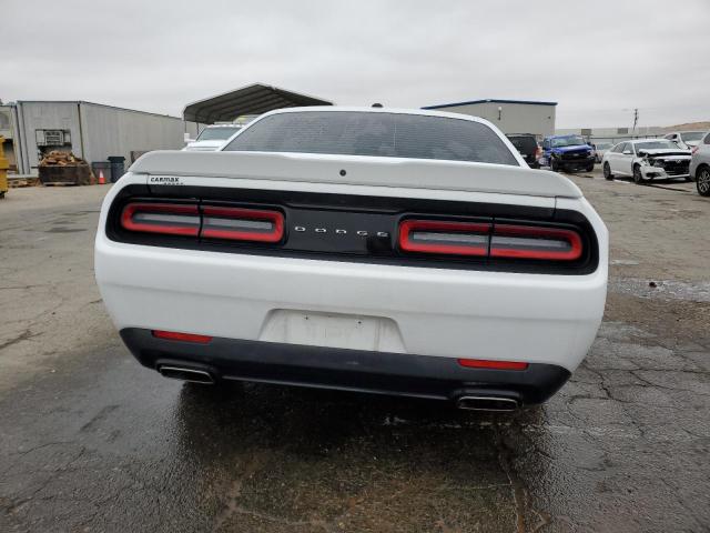 2C3CDZAG1KH687770 - 2019 DODGE CHALLENGER SXT WHITE photo 6