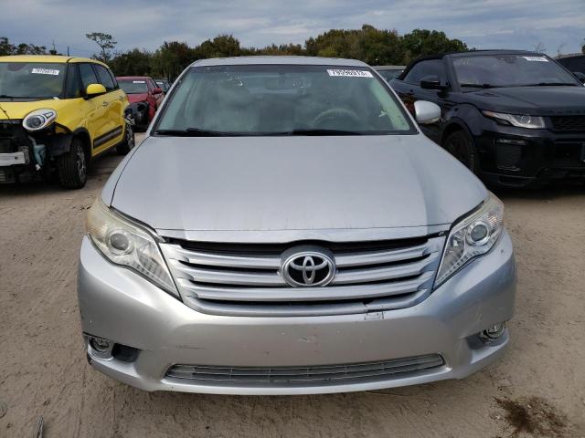 4T1BK3DB7BU428977 - 2011 TOYOTA AVALON BASE SILVER photo 5