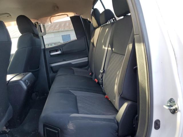 5TFUW5F14GX534407 - 2016 TOYOTA TUNDRA DOUBLE CAB SR/SR5 WHITE photo 10