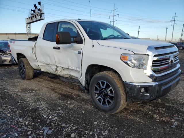5TFUW5F14GX534407 - 2016 TOYOTA TUNDRA DOUBLE CAB SR/SR5 WHITE photo 4