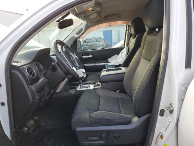 5TFUW5F14GX534407 - 2016 TOYOTA TUNDRA DOUBLE CAB SR/SR5 WHITE photo 7