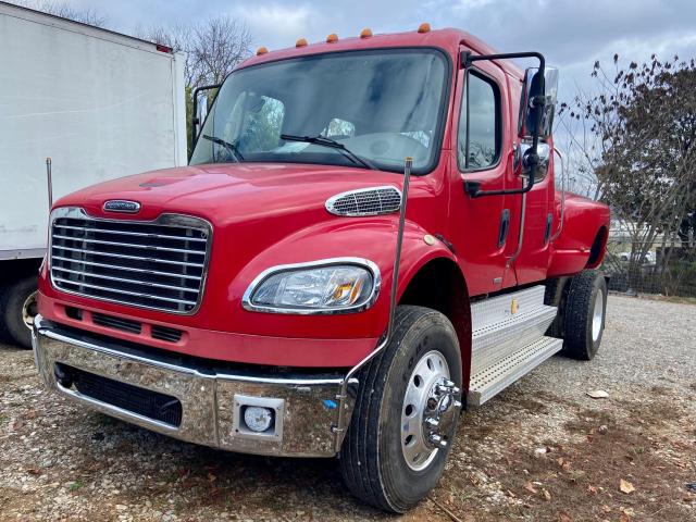 1FVACWBS29HAE5892 - 2009 FREIGHTLINER M2 106 MEDIUM DUTY RED photo 2