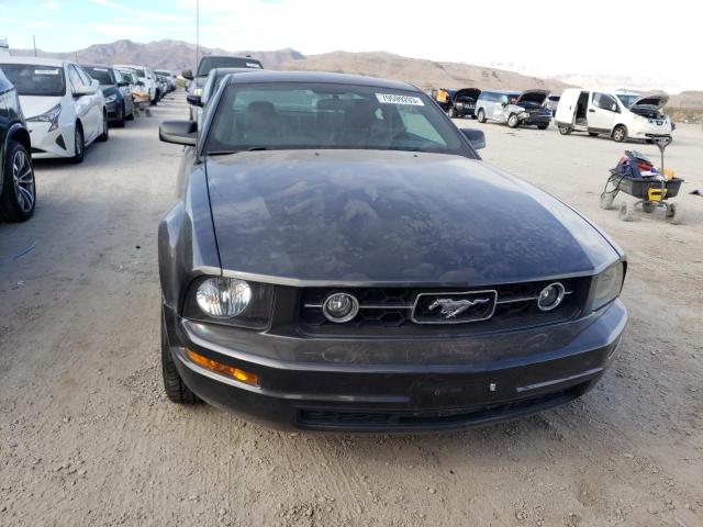 1ZVHT80N595125223 - 2009 FORD MUSTANG GRAY photo 5
