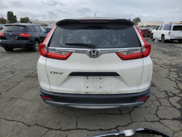 2HKRW5H33JH426111 - 2018 HONDA CR-V LX WHITE photo 6