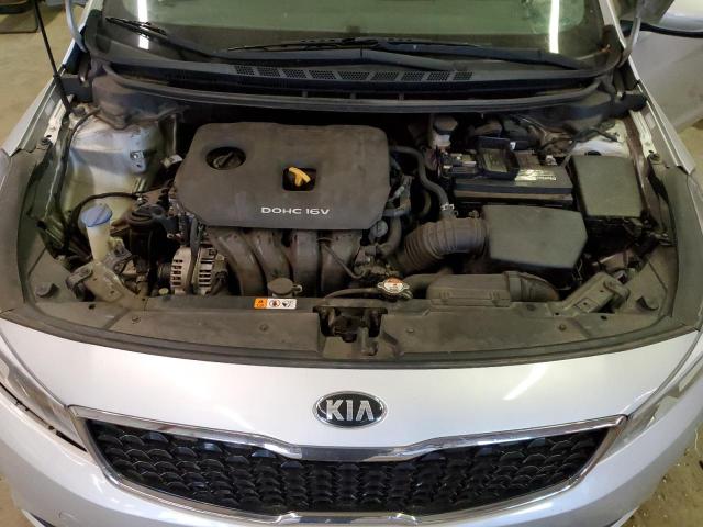 3KPFK4A75HE034252 - 2017 KIA FORTE LX SILVER photo 11