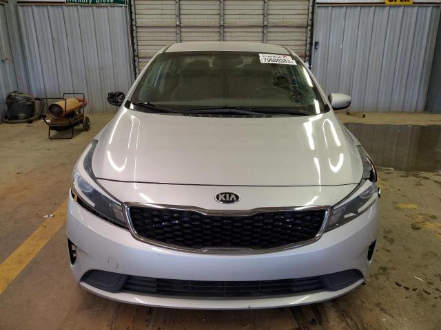 3KPFK4A75HE034252 - 2017 KIA FORTE LX SILVER photo 5