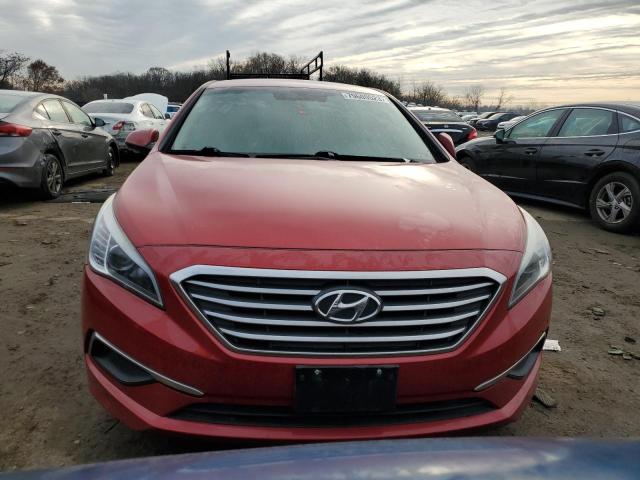 5NPE24AF2HH472404 - 2017 HYUNDAI SONATA SE RED photo 5