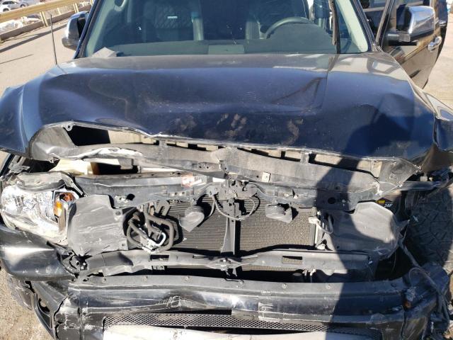 5TFAW5F13EX396990 - 2014 TOYOTA TUNDRA CREWMAX PLATINUM Schwarz Foto 11