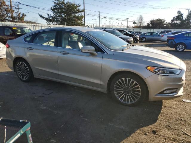 3FA6P0HD7HR140142 - 2017 FORD FUSION SE CREAM photo 4