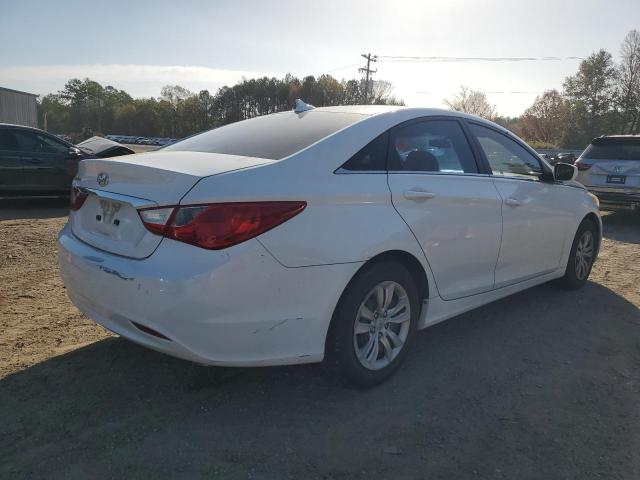 5NPEB4AC3BH224000 - 2011 HYUNDAI SONATA GLS WHITE photo 3