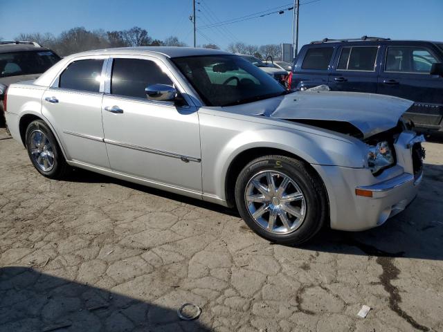 2C3CA6CT9AH140228 - 2010 CHRYSLER 300C SILVER photo 4