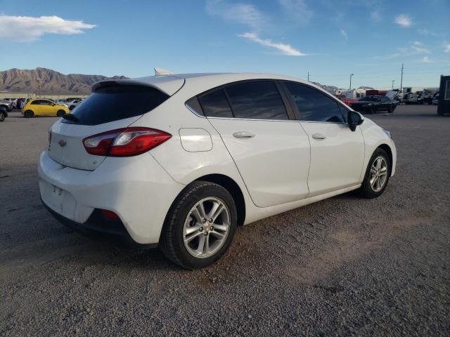 3G1BE6SM4JS612203 - 2018 CHEVROLET CRUZE LT WHITE photo 3