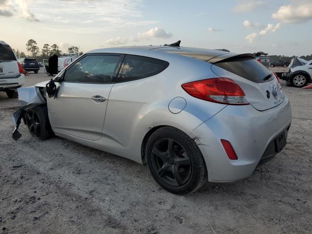 KMHTC6AD3CU022771 - 2012 HYUNDAI VELOSTER SILVER photo 2