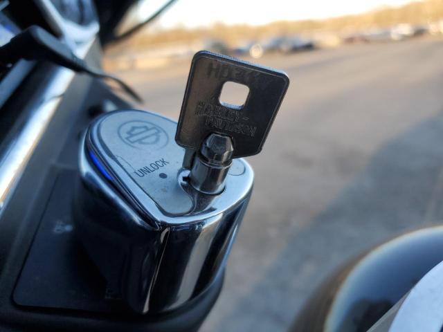 1HD1FC4137Y671681 - 2007 HARLEY-DAVIDSON FLHTCUI 黑色 照片 8