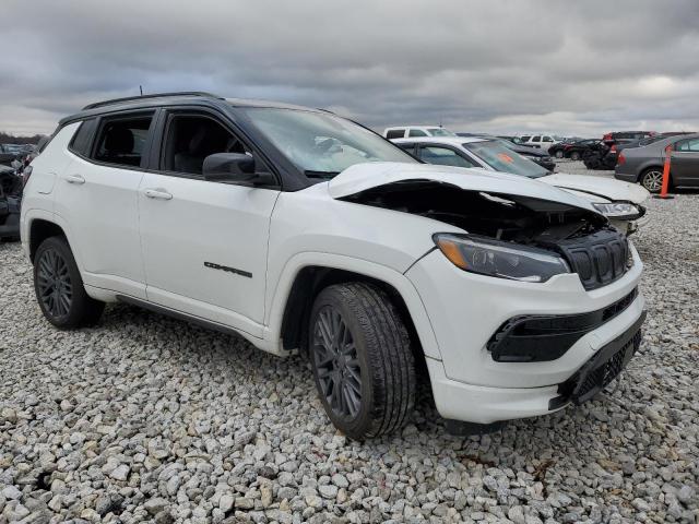 3C4NJDCB2NT209452 - 2022 JEEP COMPASS LIMITED WHITE photo 4