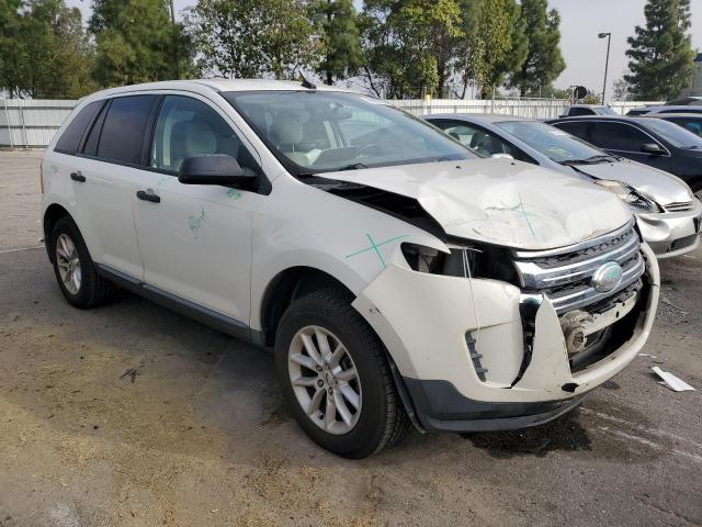 2FMDK3GCXDBB17856 - 2013 FORD EDGE SE WHITE photo 4