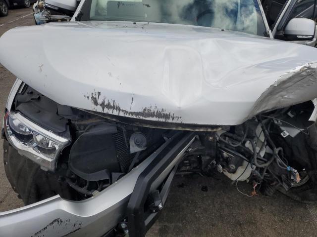 1C4RDJDG9CC285910 - 2012 DODGE DURANGO CREW SILVER photo 11