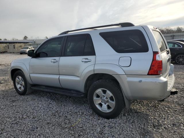 JTEZU14R28K008901 - 2008 TOYOTA 4RUNNER SR5 SILVER photo 2