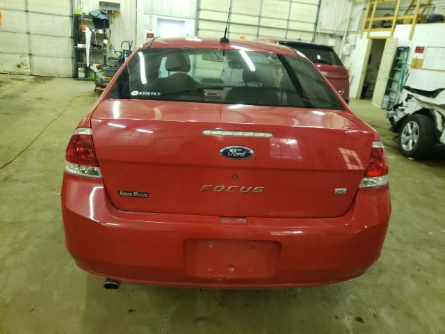 1FAHP33N38W103774 - 2008 FORD FOCUS SE RED photo 6