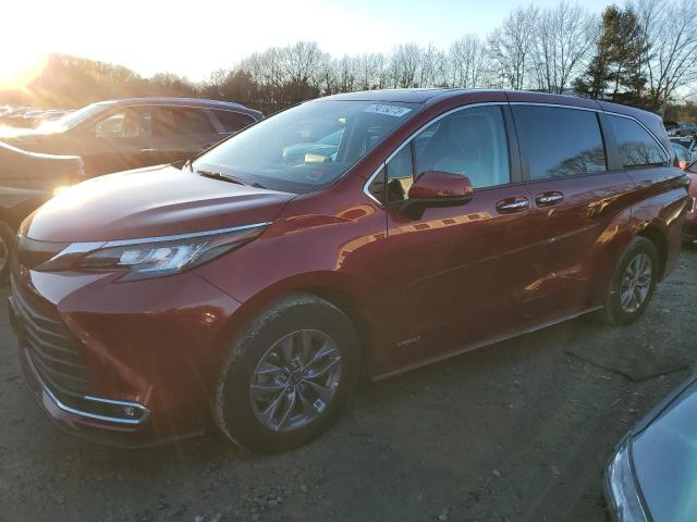 2021 TOYOTA SIENNA XLE, 